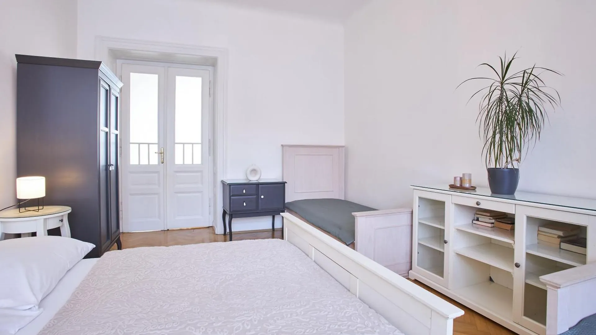 Aparthotel Charles Bridge Premium Residence