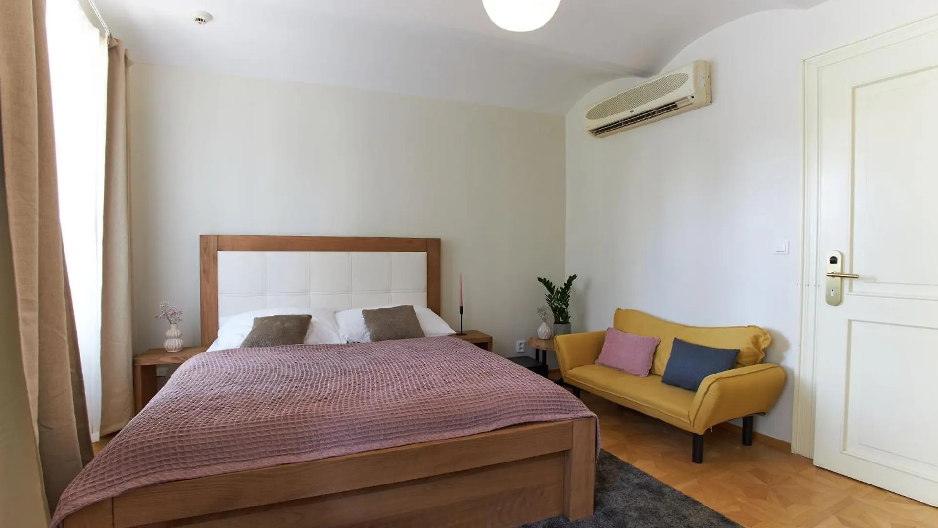 Charles Bridge Premium Residence 4*, Prague Czech Republic
